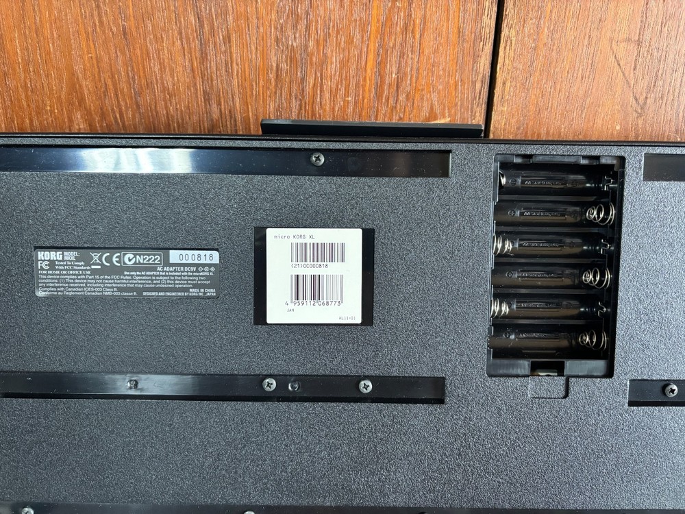 Korg Microkorg XL Analog Modeling Synthesizer / Vocoder w/ box
