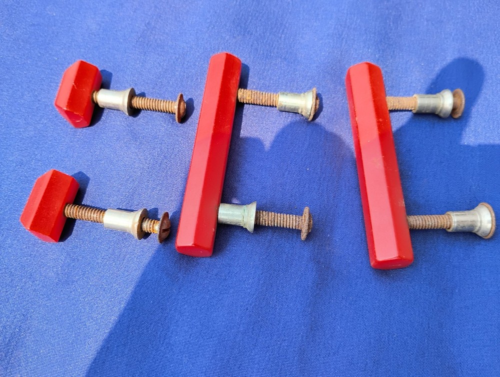 Matching Set of ,4 Red Catslin Bakelite Drawer Handle Pulls