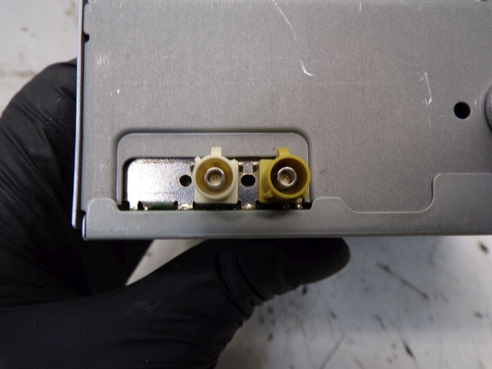 Radio/Navigation System Combination Code Not Available! fits Renault Zoe