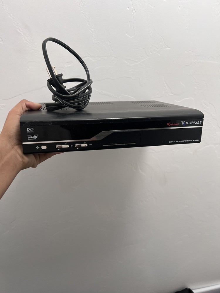 Xtreme VS Viewsat Digital Satellite Receiver VS2000 No remote does power on