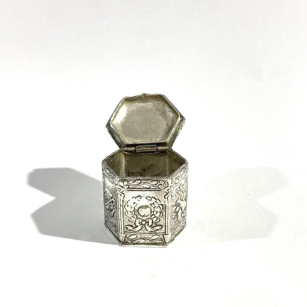 Antique Solid Silver Italian Pillbox , Hallmarked with decors