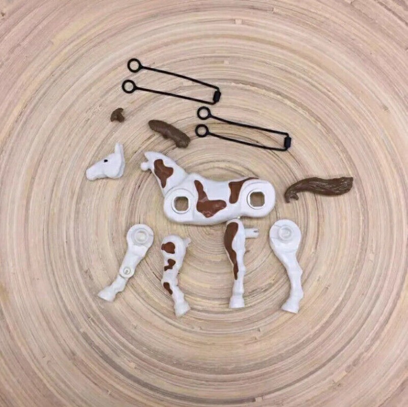 Mega Bloks White & Brown Horse Unassembled Mini Figure Blocks Accessory Pack