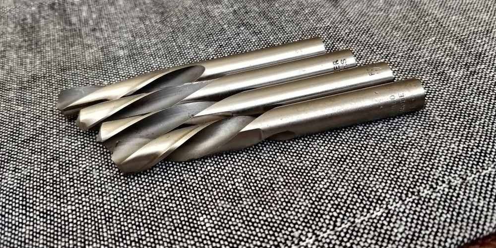 FOWLER 11/32" DRILL BITS, 3 pieces + 1 Chicago Latrobe