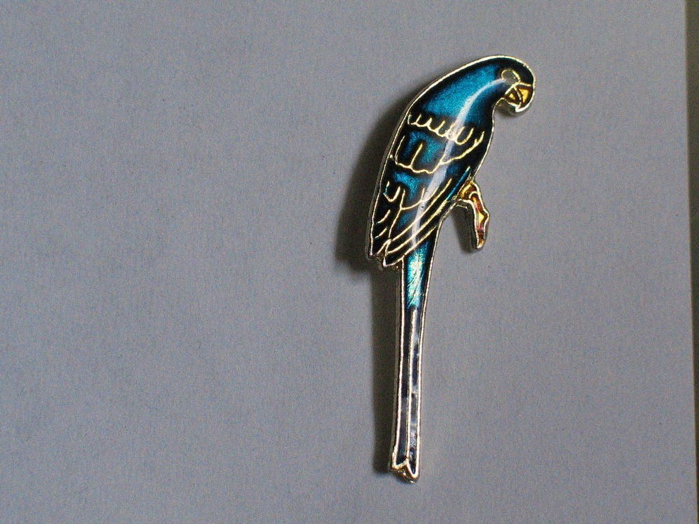 Parrot Bird Pin Tie Tack