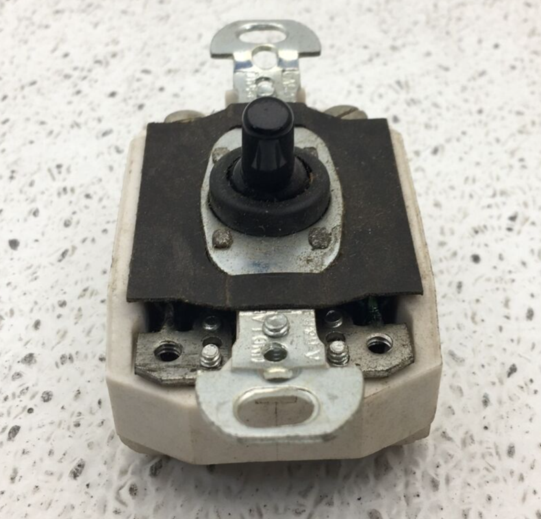 XTS-1T KILLARK EXPLOSIONPROOF SWITCH COVER 20 AMP