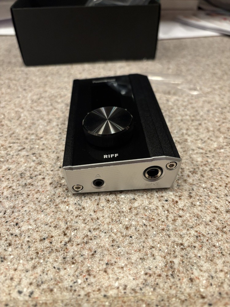 Positive Grid Riff Black Portable Guitar Interface