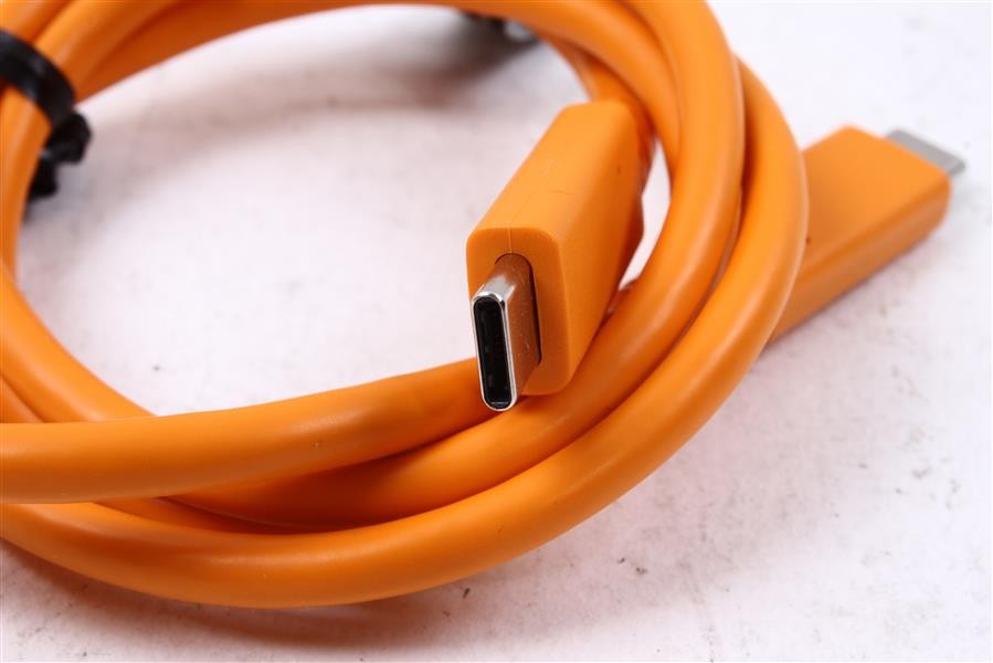 Used Tether Tools TetherPro USB-C to USB-C, 3' (1m), High-Visibility Orange (...
