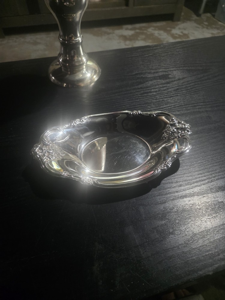 International Silver Silverplate Ornate Oval Bowl
