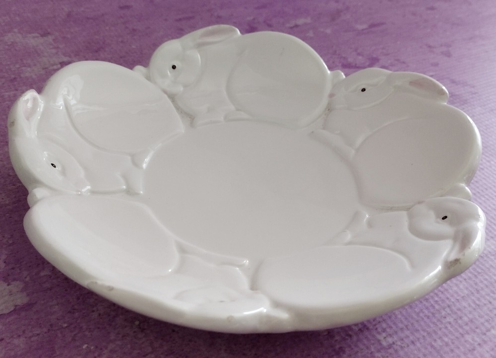 Bunny Rabbits Plate Dept 56 Easter Decor Shallow Dish White Ceramic 7.5 inch