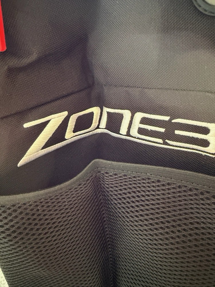 ZONE3 Triathlon Transition Backpack Bag NWOT Red