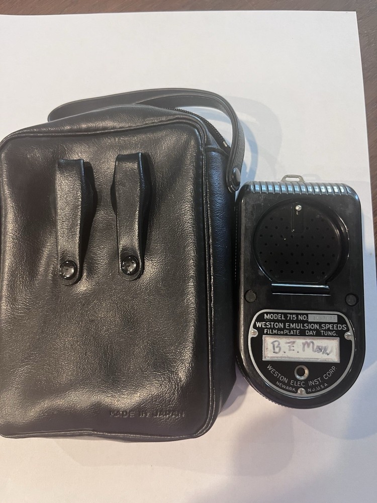 Weston Master Universal Exposure Light Meter Model 715 Emulsion Speeds