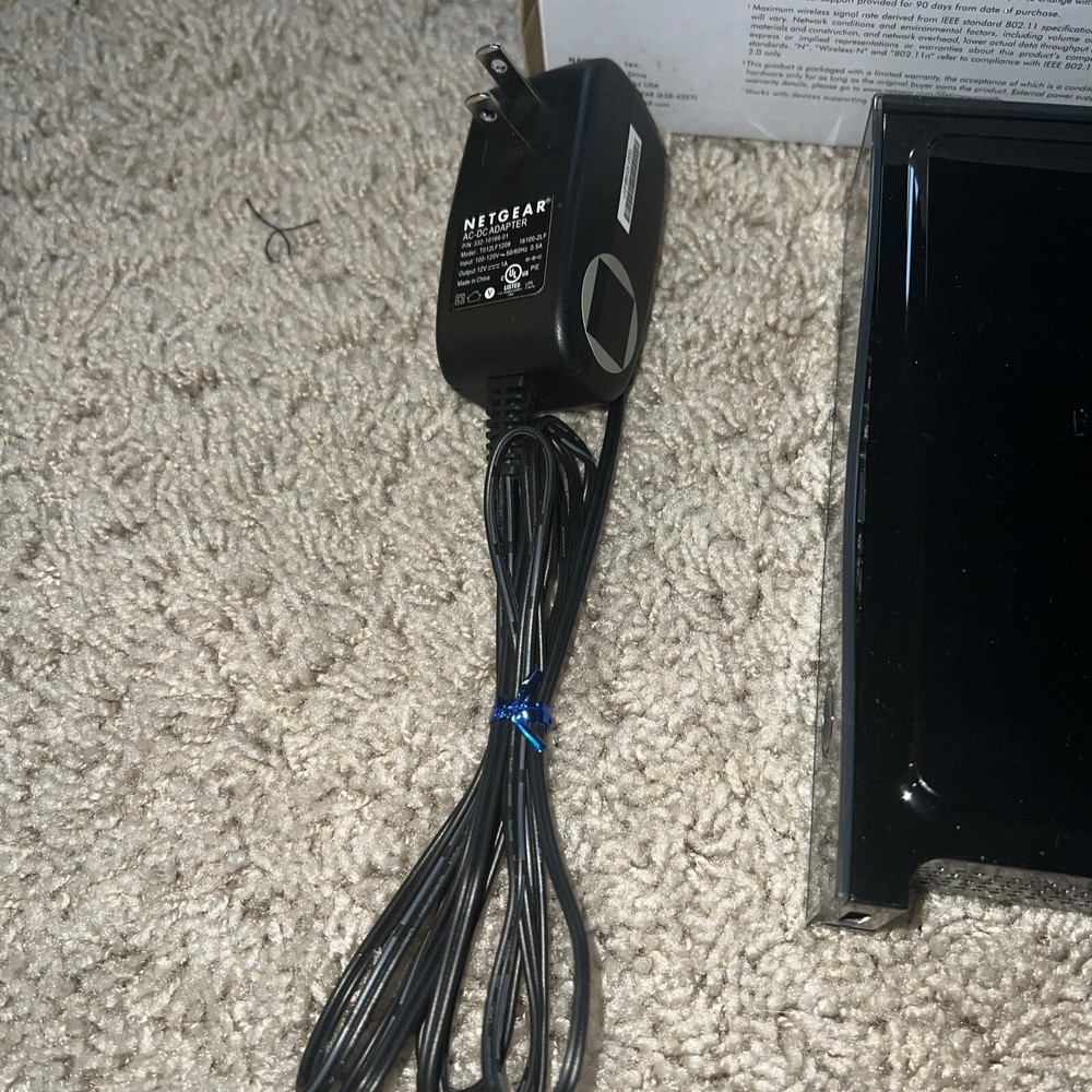 4C Netgear Wireless Router N300 WNR2000 Bundle