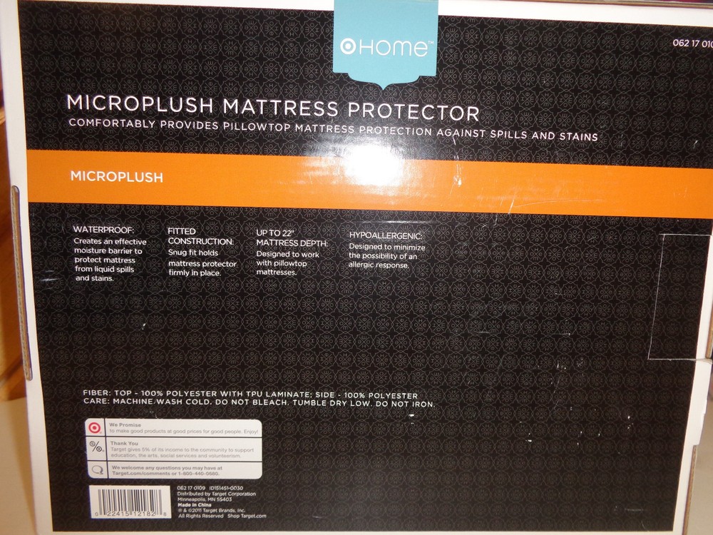 NIB TARGET HOME MICROPLUSH MATTRESS PROTECTOR FULL SIZE BED WATERPROOF