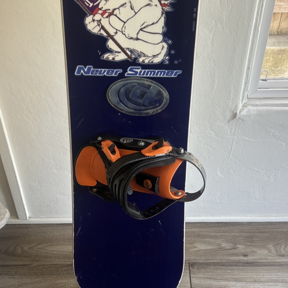 Never Summer Snowboard Blue Orange White with Bindings 4x4 Mount Pattern