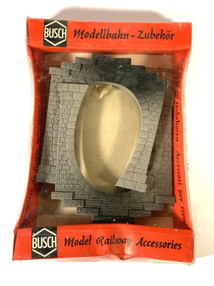 Busch Model Railway Tunnel Arch.