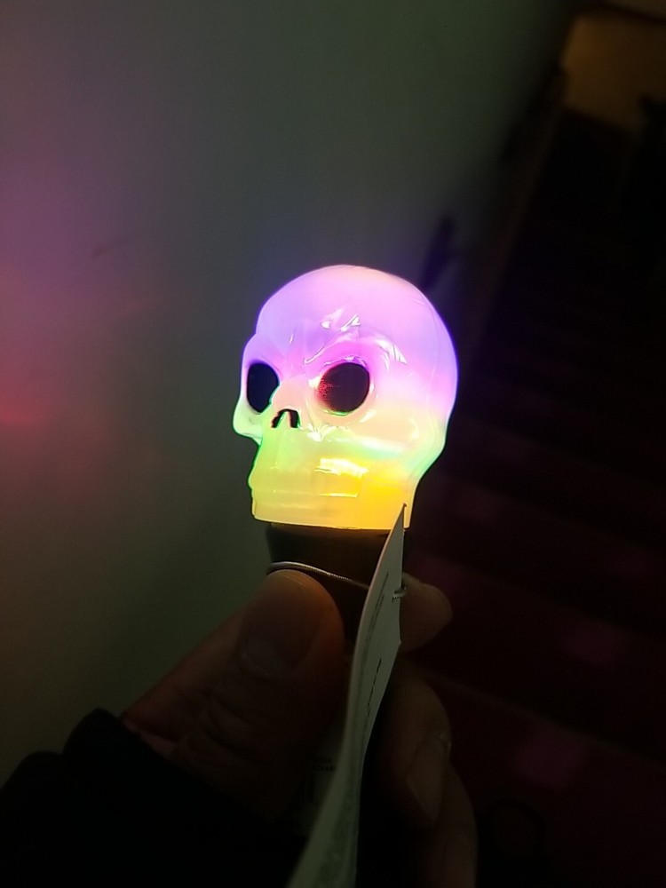 Light Up Spinner Ghost Head