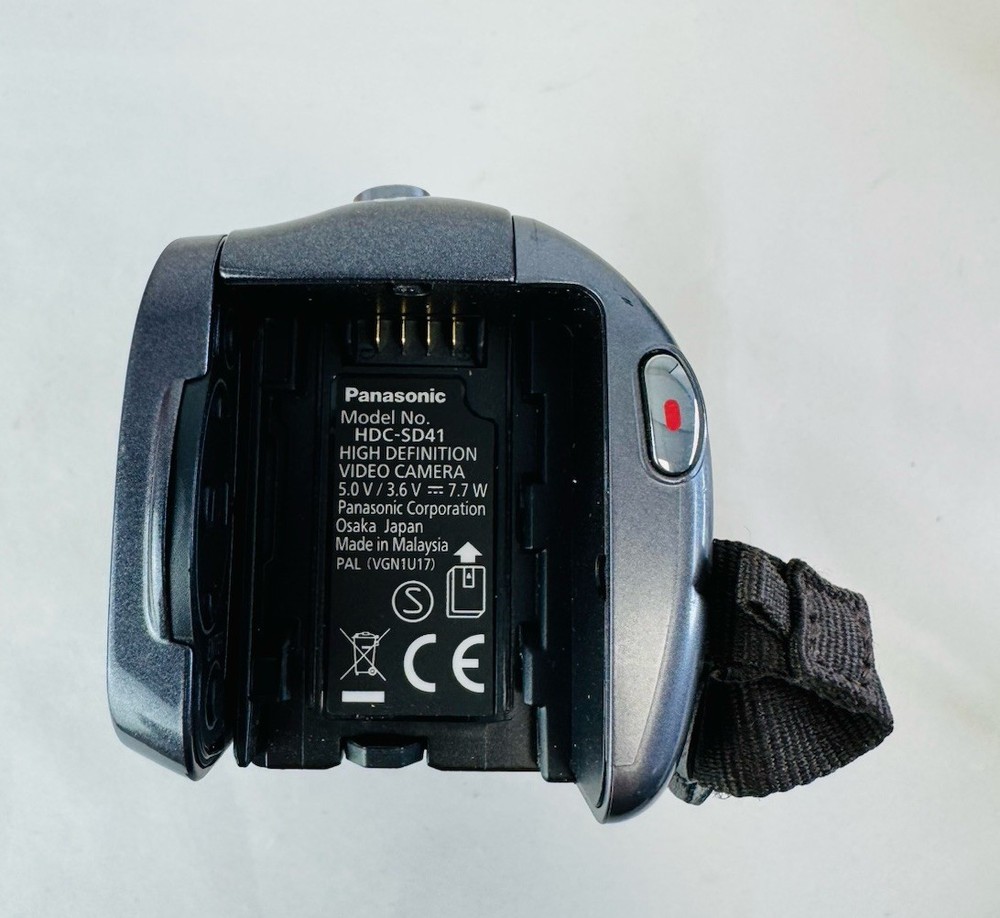 Panasonic HDC-SD41 Camcorder & Case – Working