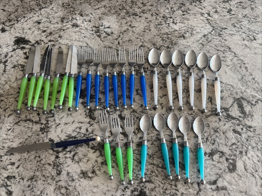 Random Vintage 30 Piece Set Colored Flatware