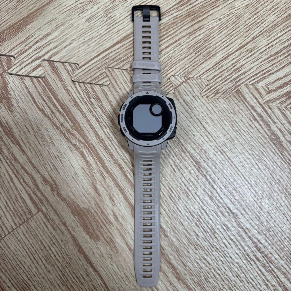 Garmin Smartwatch Beige with Charging Cable INSTINCT