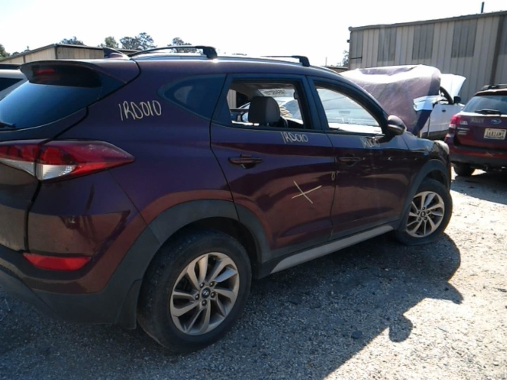 TUCSON 2017 Fuse Box Cabin 104829046