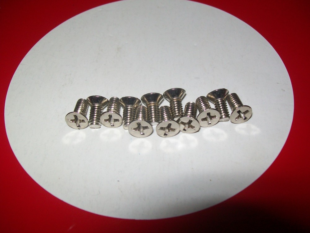 Fender Tremolo Block Mounting Screws, Chrome (12)