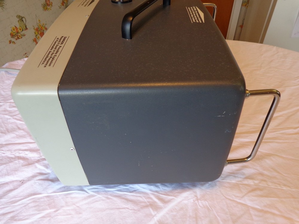 ARCLITE 20000 DIAGNOSTIC FIBER OPTIC LIGHT SOURCE