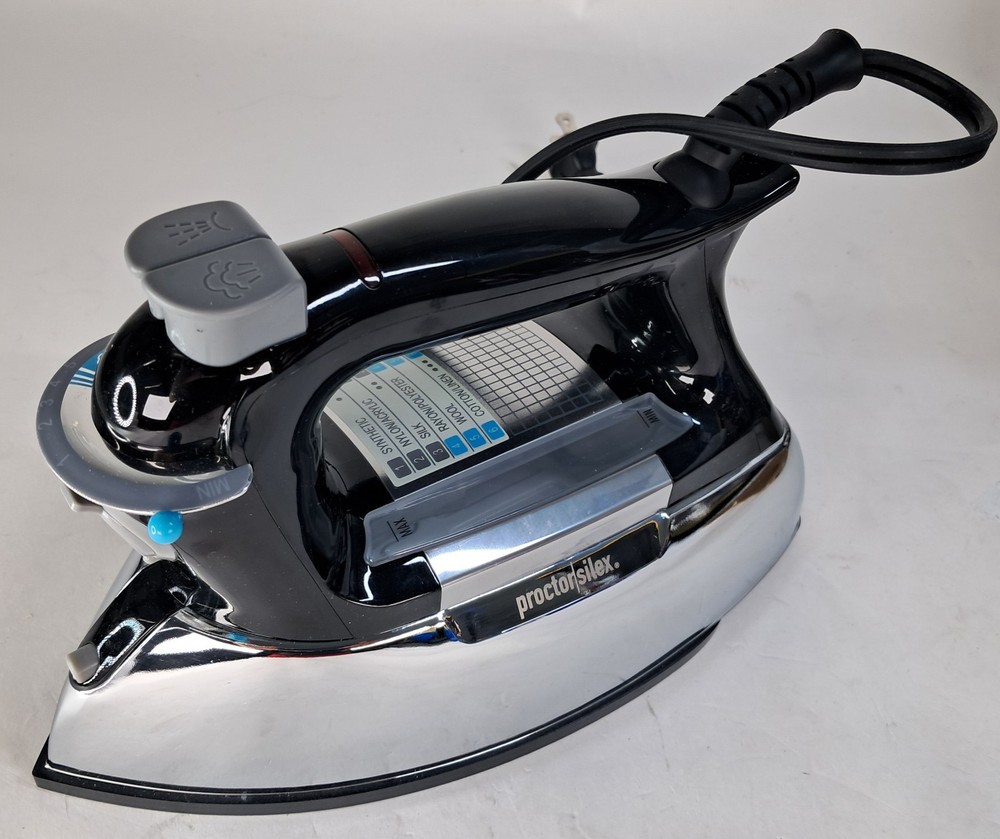 Proctor Silex Retro Iron 17075 NEW