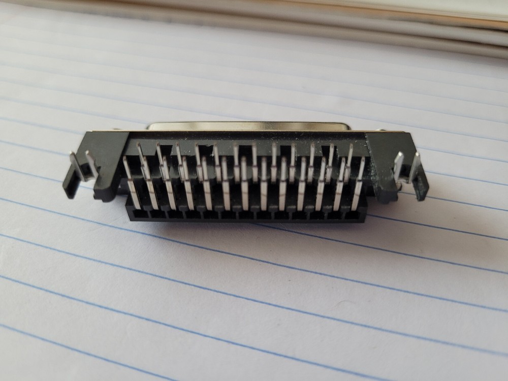 2 pcs - 25-pin Female, PCB mount connector