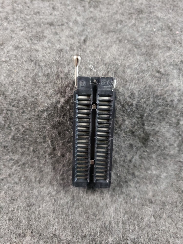 40 PIN Programmer Locking ZIF Socket High Stability for Production Line....(SB4)