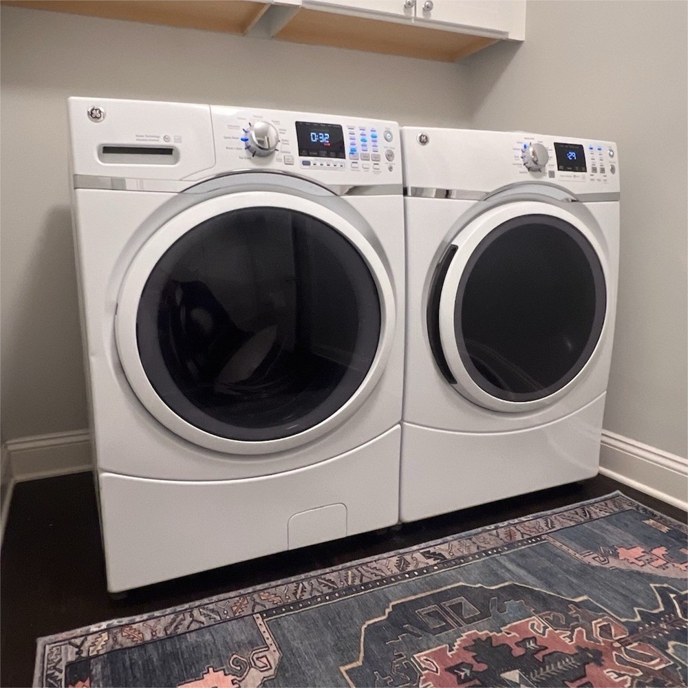 GE Front-Loading Electric Washer & Dryer Set White Steam Technology