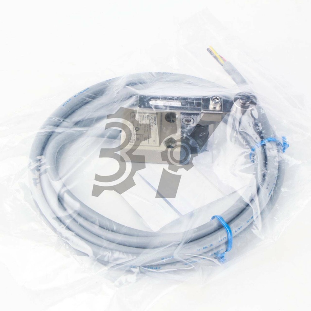 1PC New Omron Limit Switch D4C-1227-P