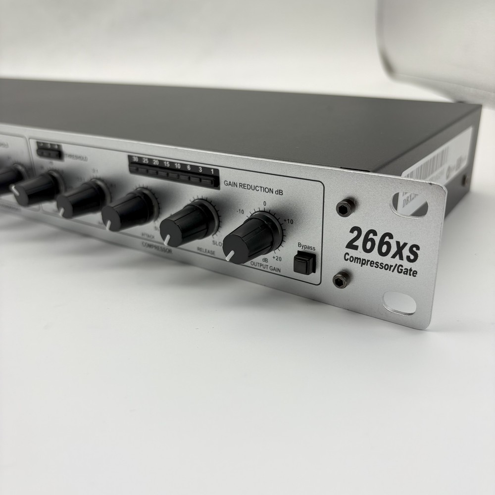 dbx 266xs Dual Channel Compressor Gate Dynamics Processor w/ Side Chain Insert