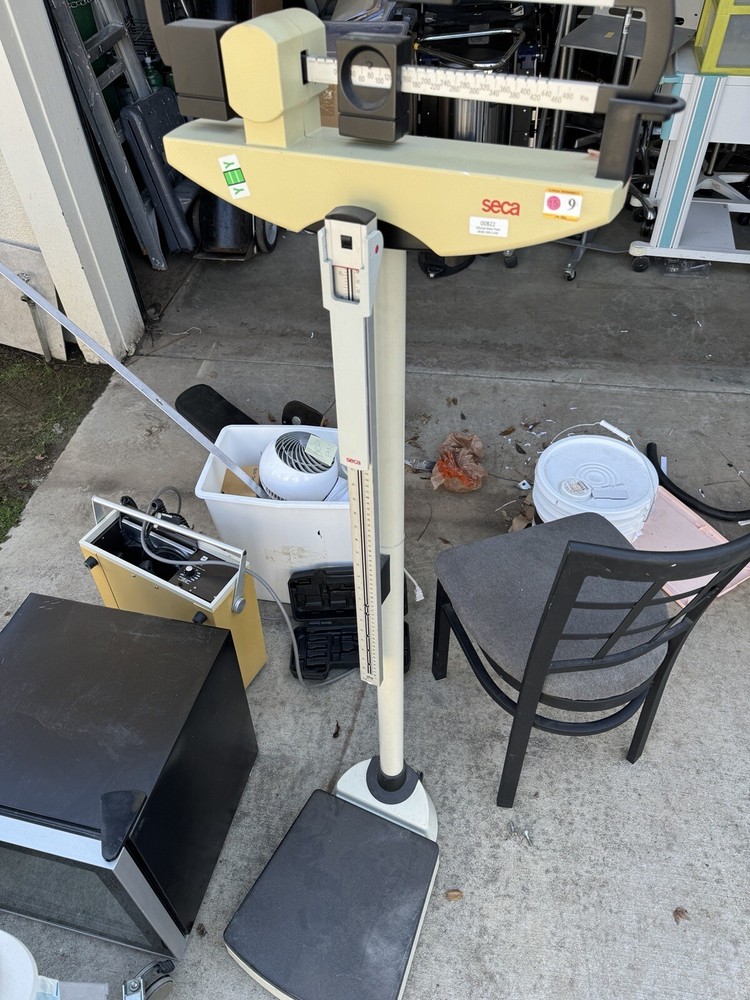700 - Mechanical Column Scale with Eye-Level Beam Height