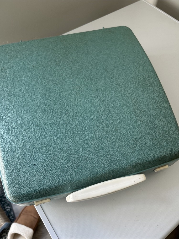 Smith Corona Typewriter W/ Case Alpine Blue UNTESTED