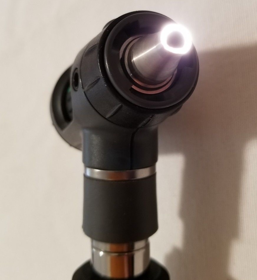 Welch Allyn Macroview Set with Ophthalmscope and Plugin Handle