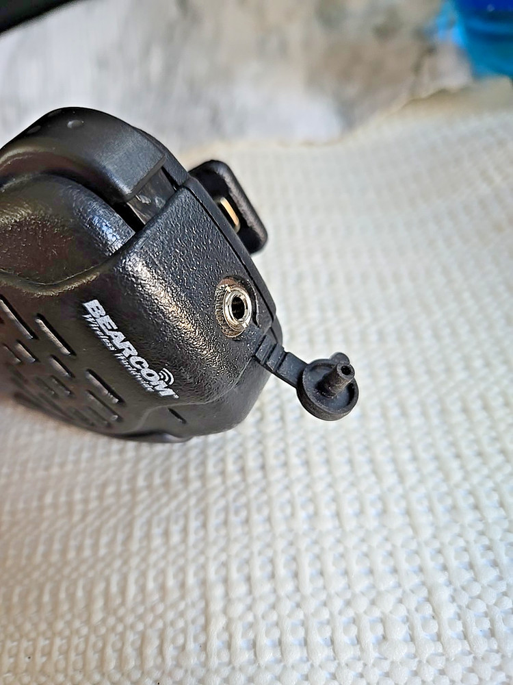 BEARCOM 1 PORT MICROPHONE FOR TWO WAY RADIO