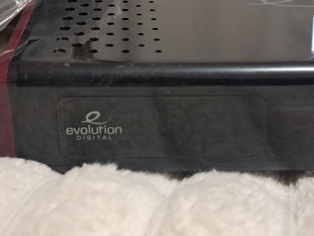 Cable Box Lot 0f 2 Evolution Digital HD Set Top DMS2004UHD