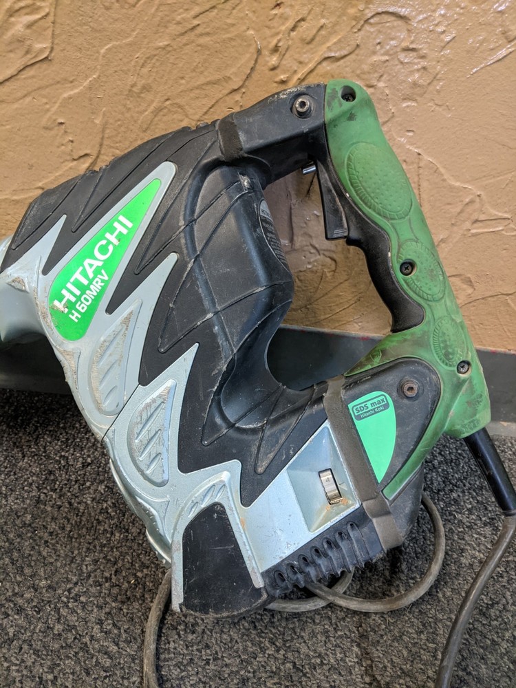 Hitachi SDS Max H60MRV Heavy Duty Drill With Bits