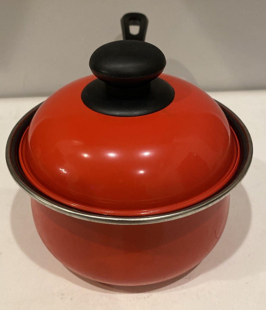 Enamelware Pan With Lid Solid RED Enamel Medium Pot Farmhouse 6.5” Diameter