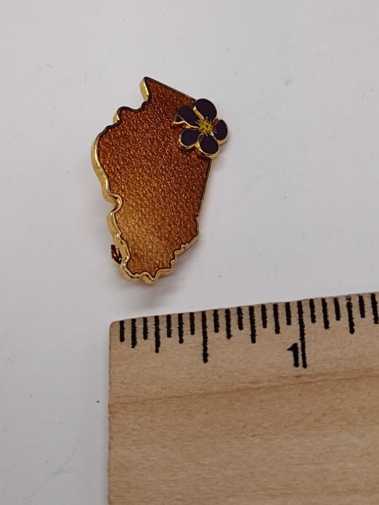 Illinois State Flower Lapel Pin