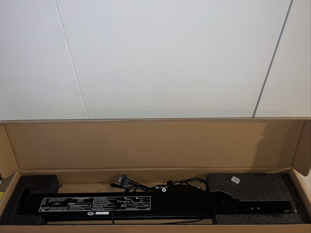 Extron Retractor XL Series/2 VGA-A