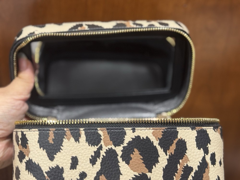 Coach Cosmetic Case With Leopard Print NWT CCF43 In Leopard Multi