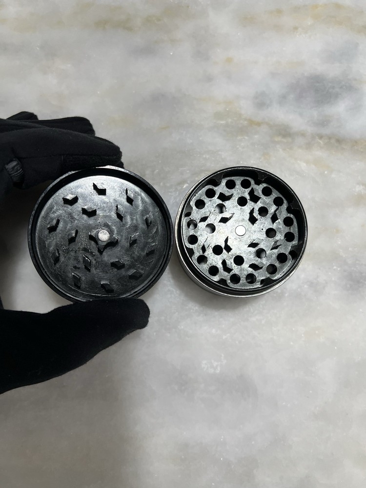 Van Gogh Smoking Skeleton Herb Grinder Size Large
