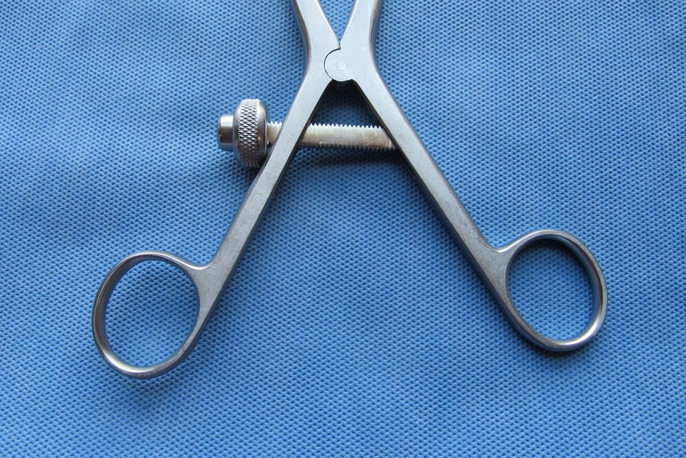 gSource Gelpi Deep 10.5" Retractor 90 deg. Angular 4" 1x1 Blunt Point Speedlock