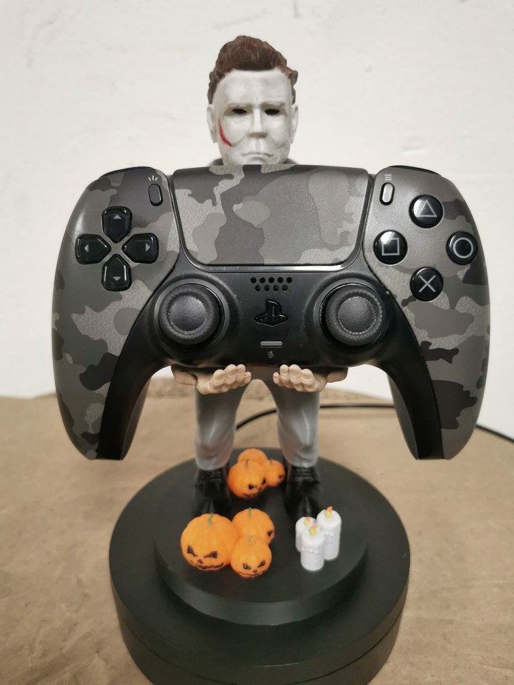 Michael controller holder ( 3d printed)