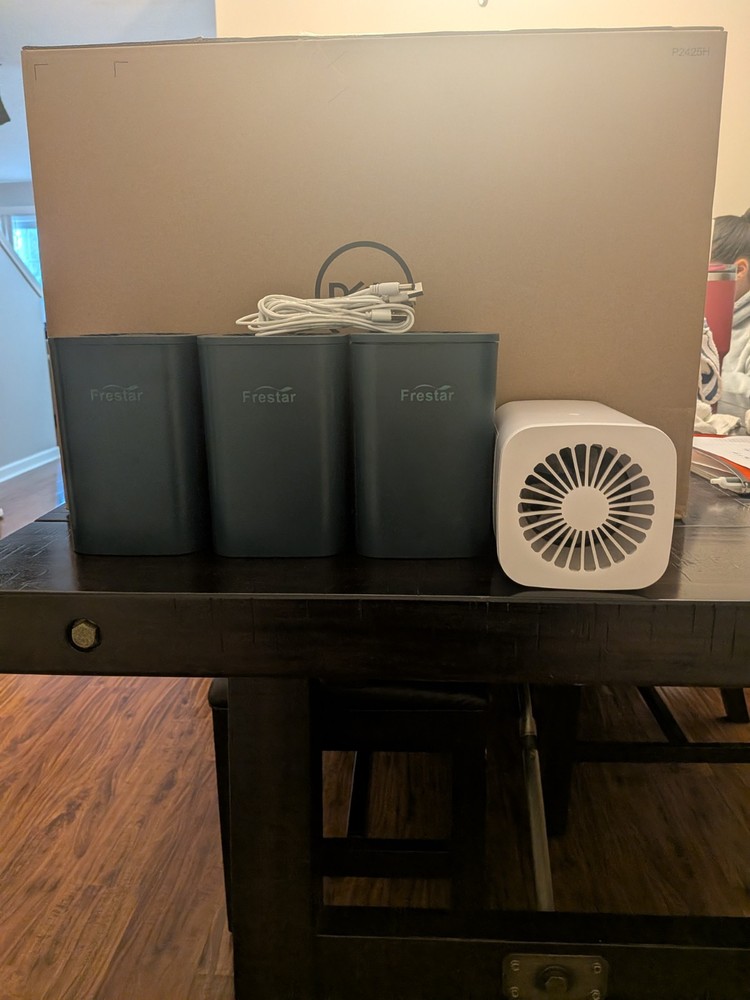 Frestar air purifier. 4 Pack. Small Room, Great For A Desktop