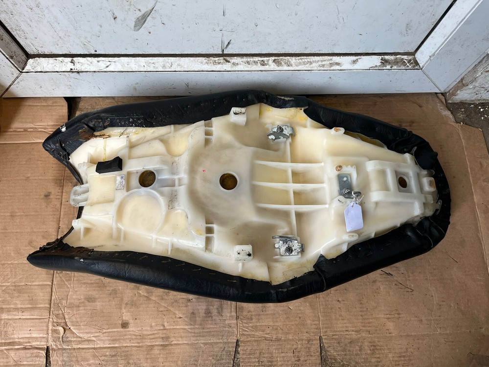 Kawasaki Er6 Seat From A 2011 Model