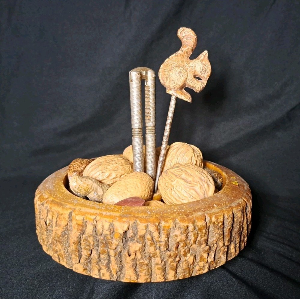 VTG Ellwood Rusticware Nutcracker Tree Bark Bowl w/ Utensils & Nuts