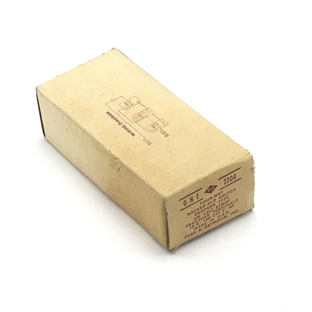 Pass and Seymour Four-Way Rocker-Glo Switch 2204