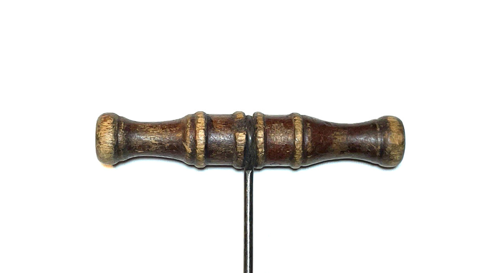 VINTAGE CORKSCREW CORK PULLER WITH WOOD HANDLE BOTTLE OPENER EXCELLENT CONDITION